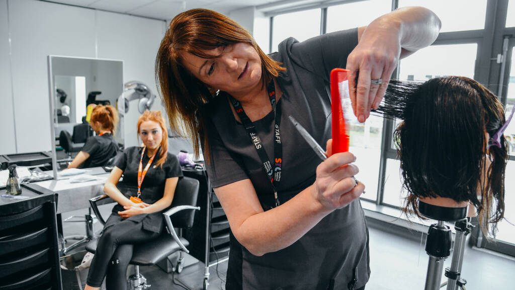 Hairdressing, Beauty & Barbering Salons | Southern Regional College
