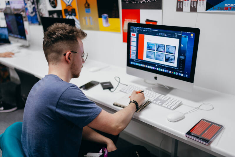 SRC student using a Mac computer