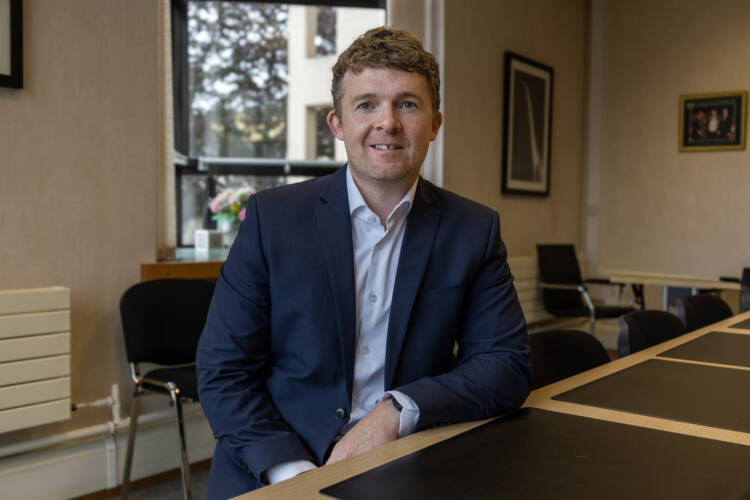 Gerard Byrne 3